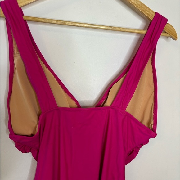 J. CREW Fuchsia Ruched V-neck one-piece - Various Sizes NWT - Picture 2 of 13